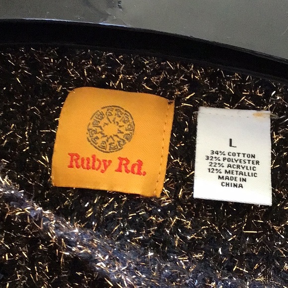 Ladies Sweater - Picture 3 of 4